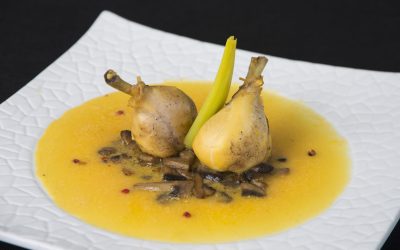 Jamoncitos de pollo con puerro y nata