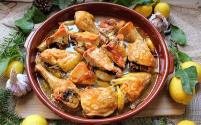 Pollo antaño asado en cazuela de barro