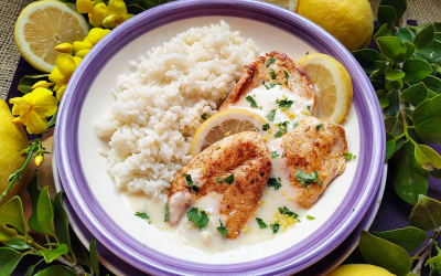 Pollo en salsa cremosa de limón y cilantro